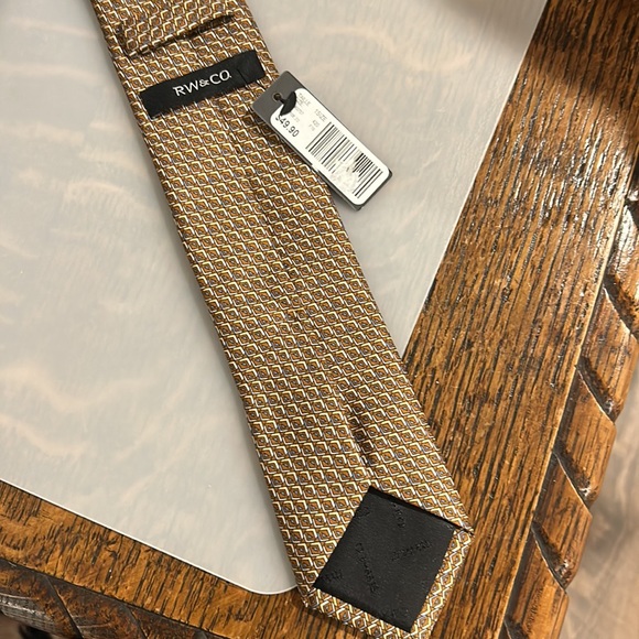 RW&Co Tie- tan colour - Picture 2 of 5